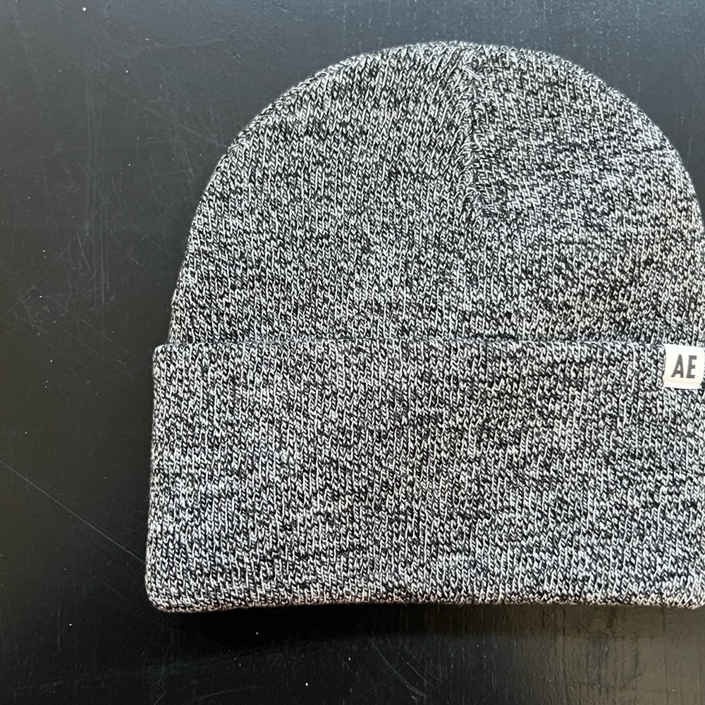 New American Eagle Outfitters Beanie in Gray‎ - OS